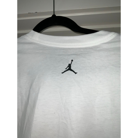 Michael Jordan Photo T-shirt and Chicago Bull Beanie - Picture 9 of 11